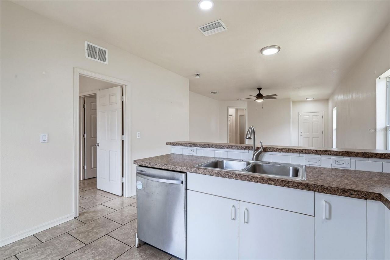 3520 17th Street Court E, Bradenton, FL 34208 Photo