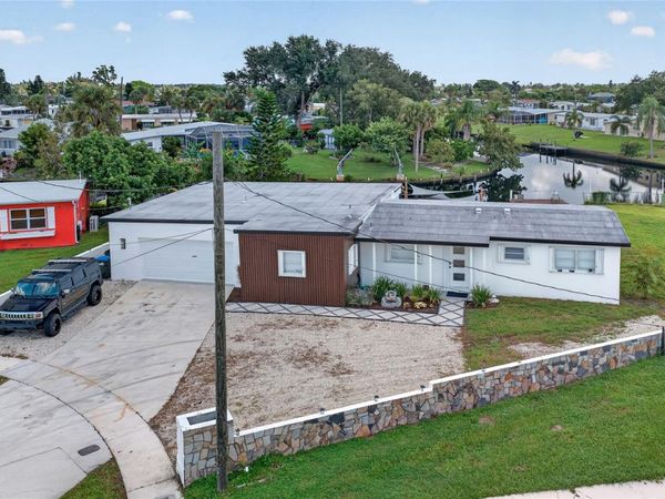 6484 ANGLE PLACE , NORTH PORT, FL 34287