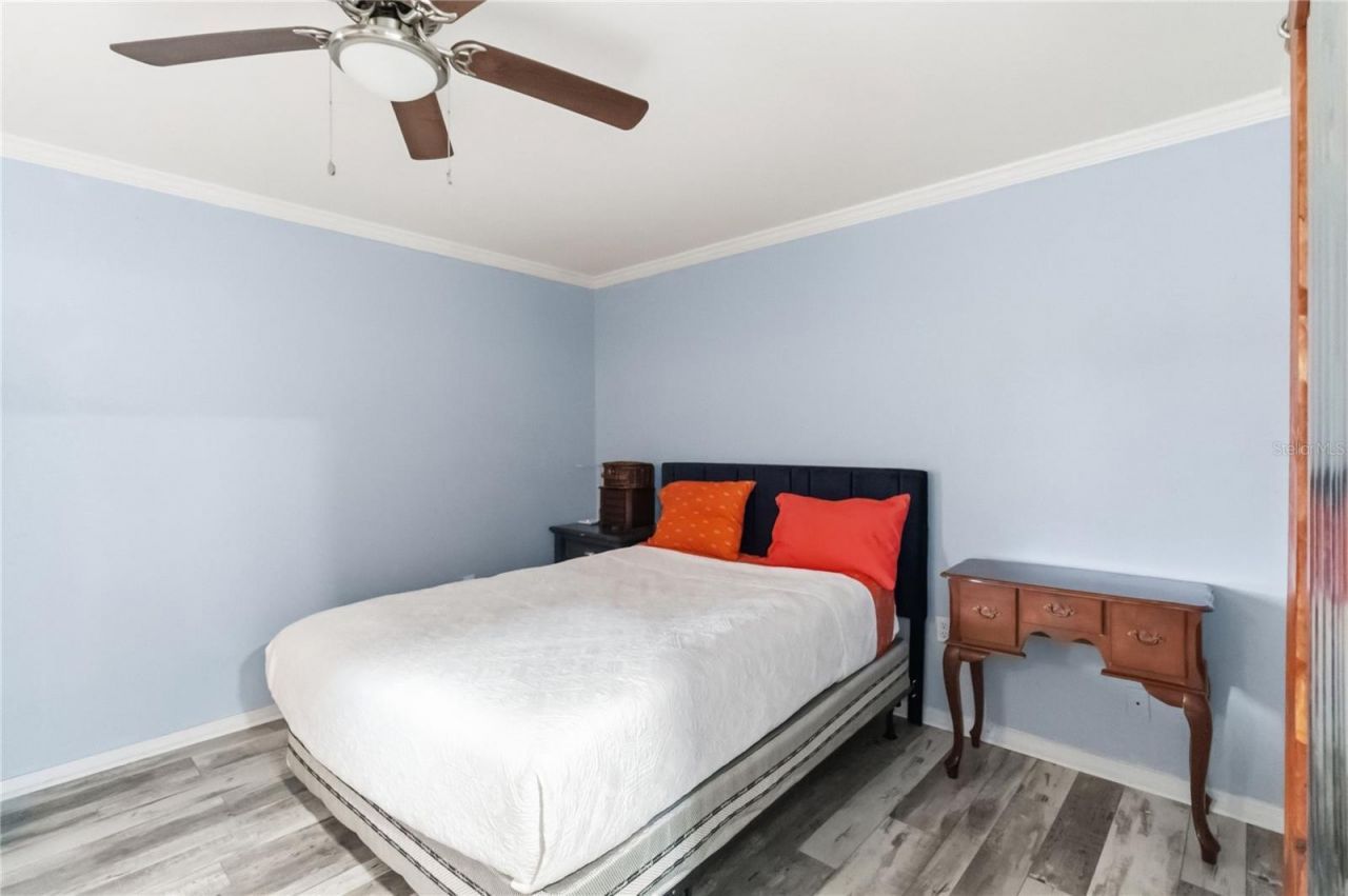 240 1st Street, Davenport, FL 33837 Photo