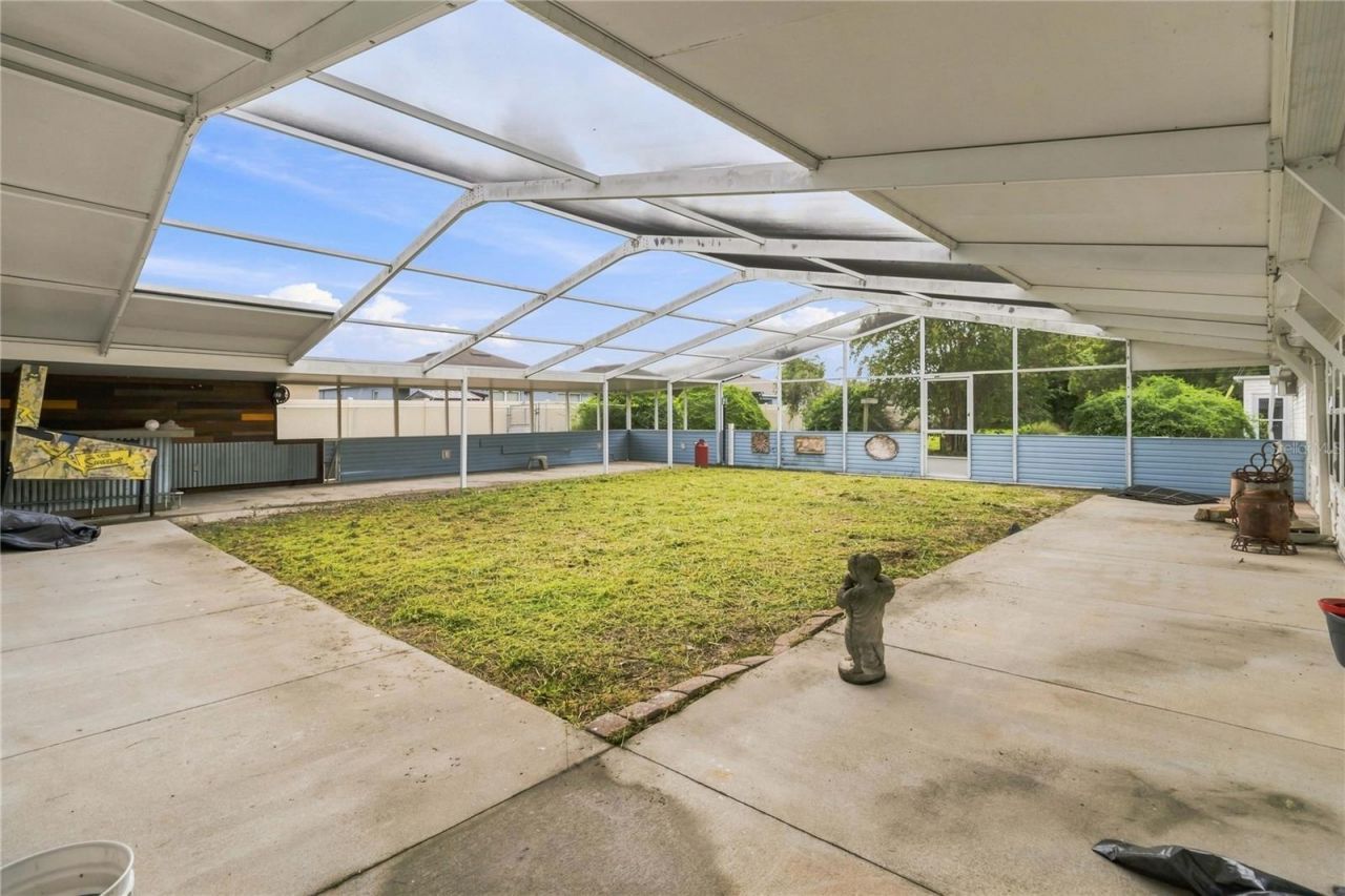 240 1st Street, Davenport, FL 33837 Photo