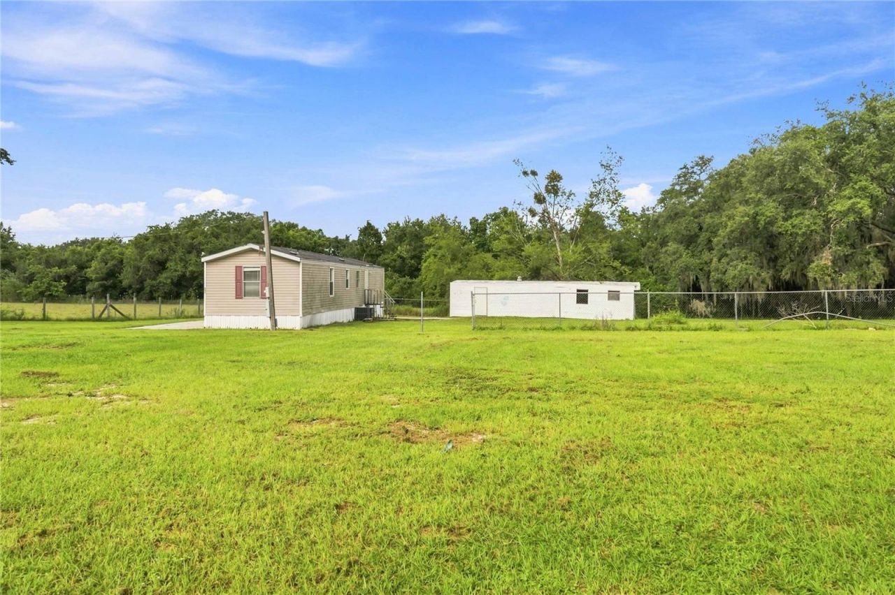 240 1st Street, Davenport, FL 33837 Photo