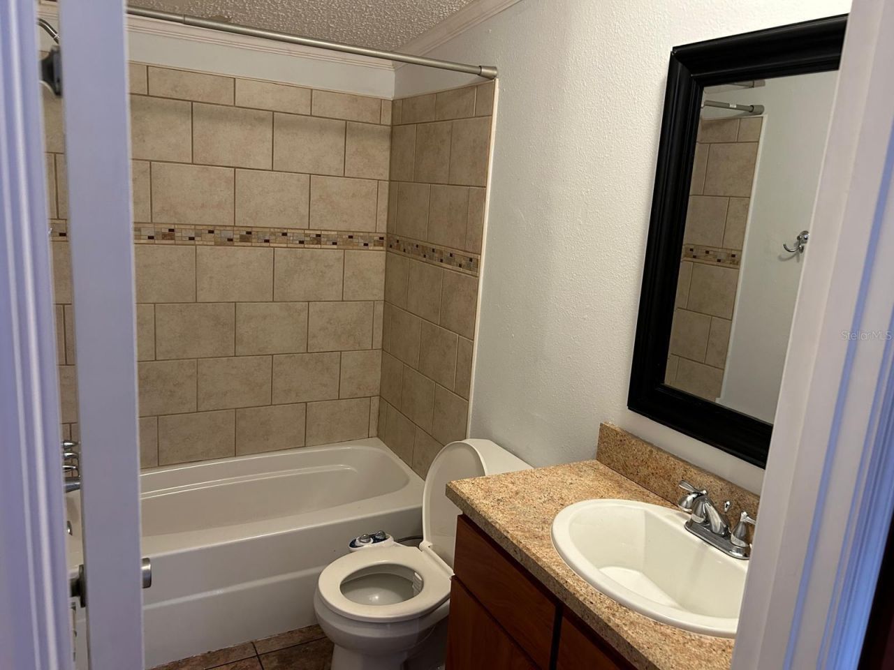 240 1st Street, Davenport, FL 33837 Photo