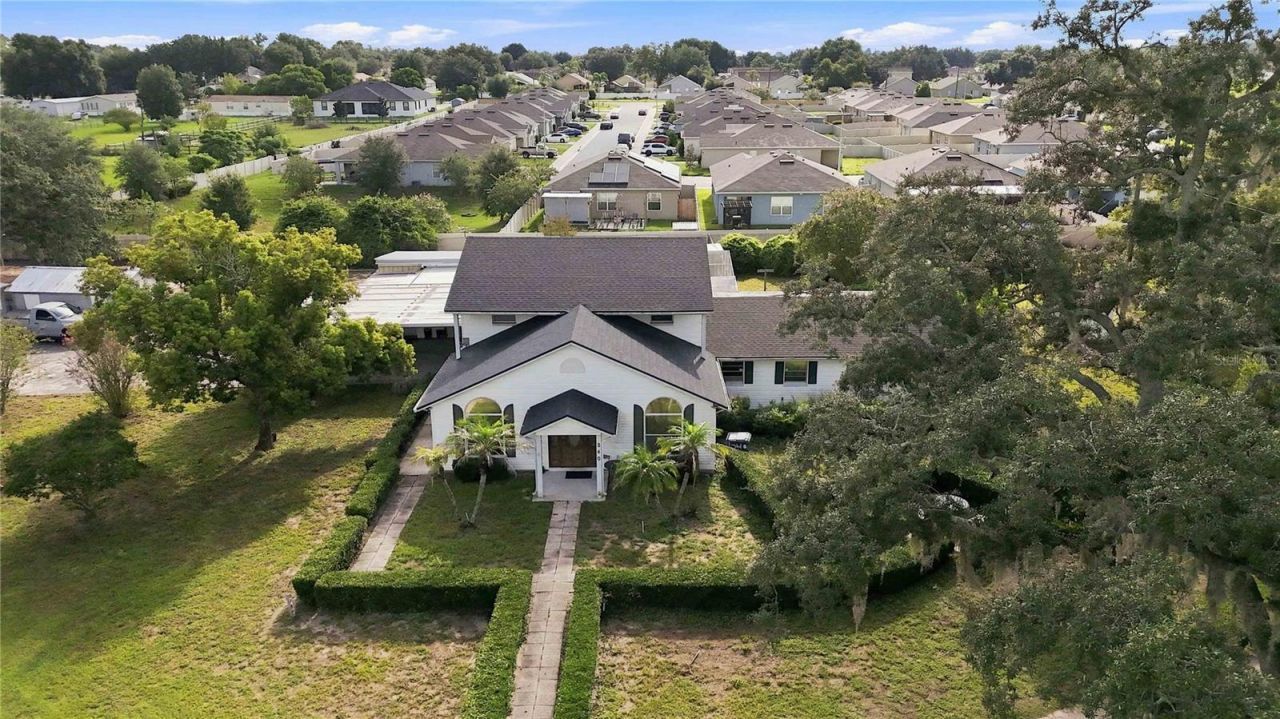 240 1st Street, Davenport, FL 33837 Photo