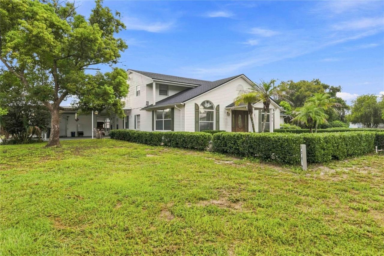 240 1st Street, Davenport, FL 33837 Photo