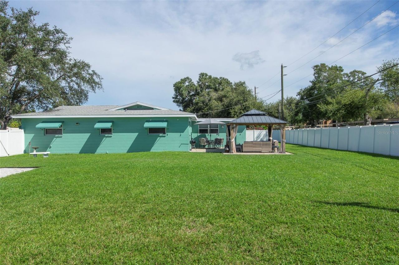 397 36th Street Se, Largo, FL 33771 Photo