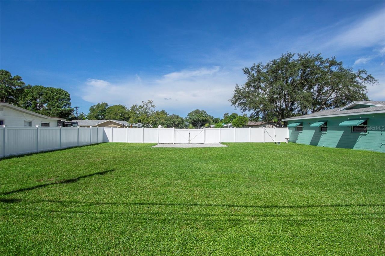 397 36th Street Se, Largo, FL 33771 Photo