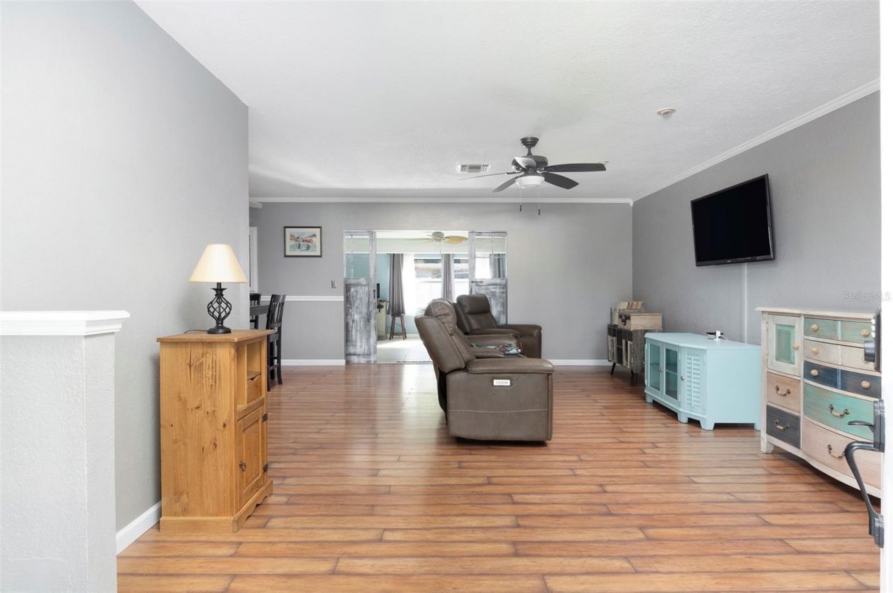 397 36th Street Se, Largo, FL 33771 Photo