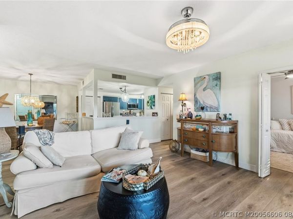250 SE Four Winds Drive, Unit 105, Stuart, FL 34996