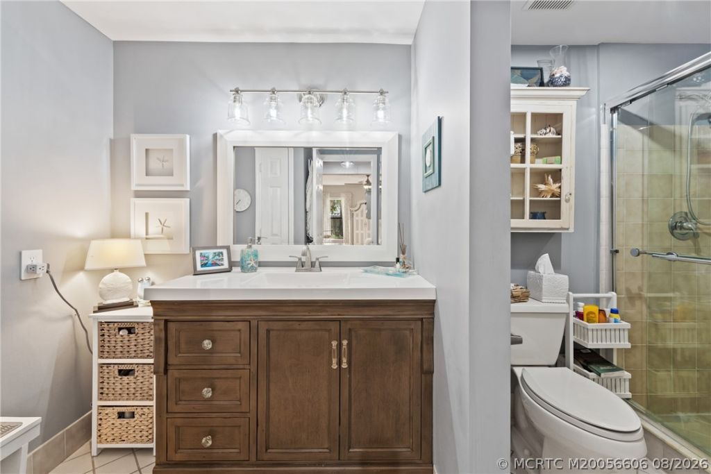 250 SE Four Winds Drive, Unit 105, Stuart, FL 34996 Photo
