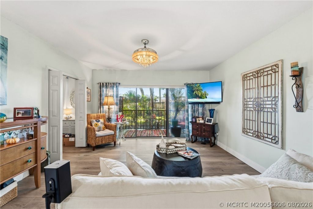 250 SE Four Winds Drive, Unit 105, Stuart, FL 34996 Photo