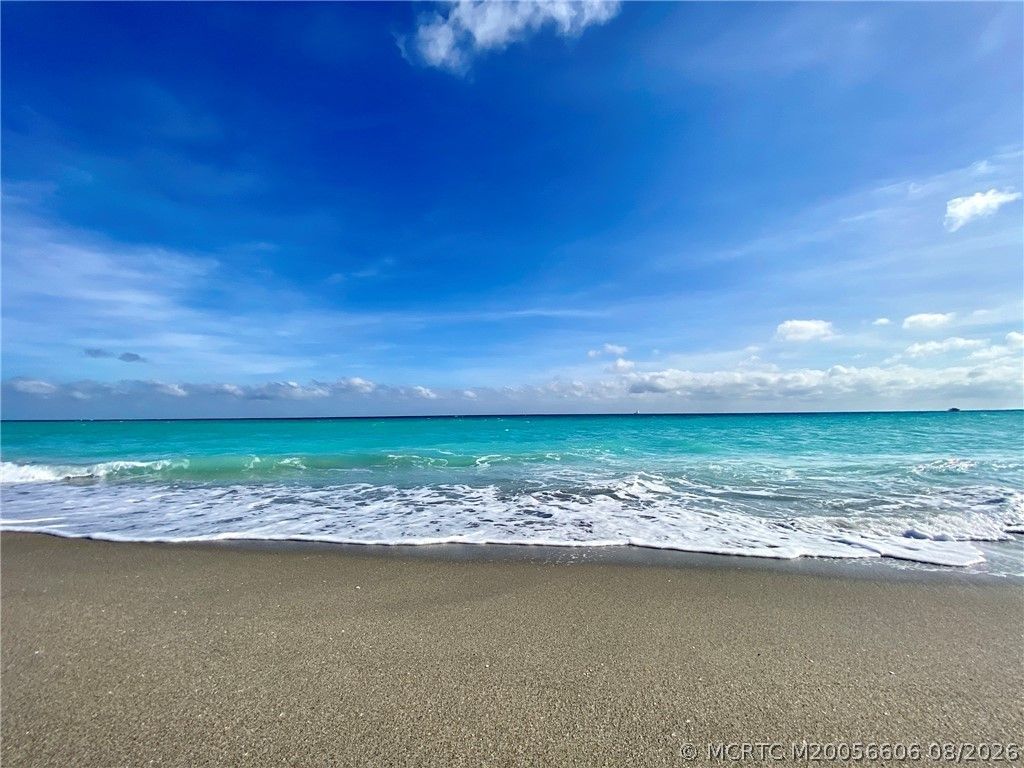 250 SE Four Winds Drive, Unit 105, Stuart, FL 34996 Photo