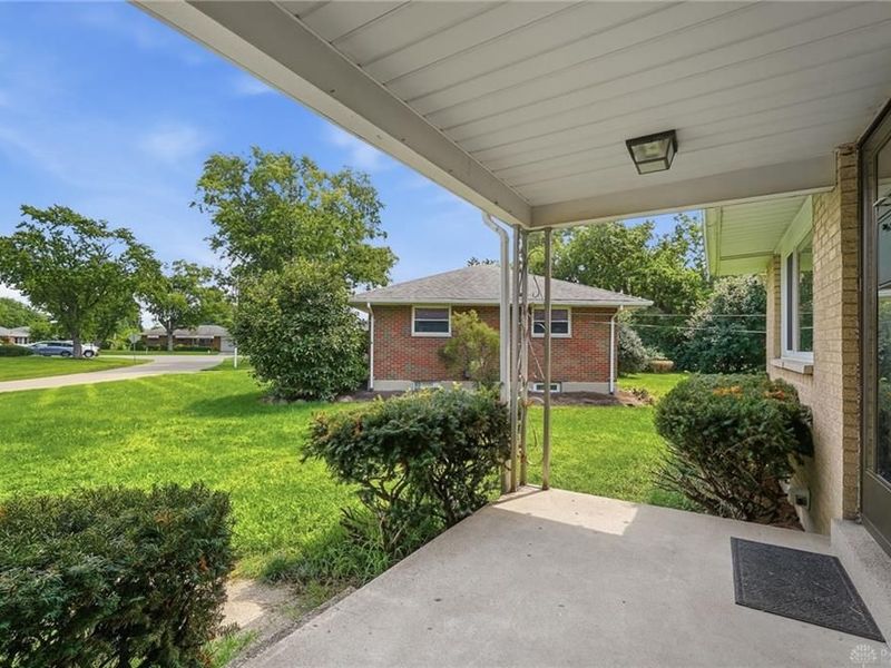 3334 Carlin Drive, West Carrollton, OH 45449 Photo 6