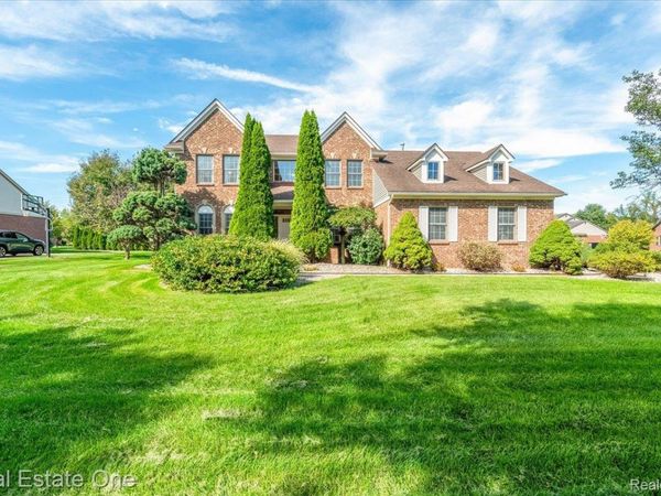47820 CANDACE Lane, Canton Township, Mi 48187