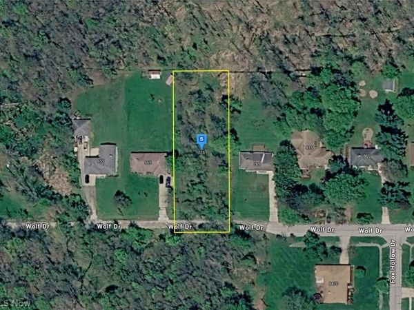 715 Wolf Drive, Broadview Heights, OH 44147