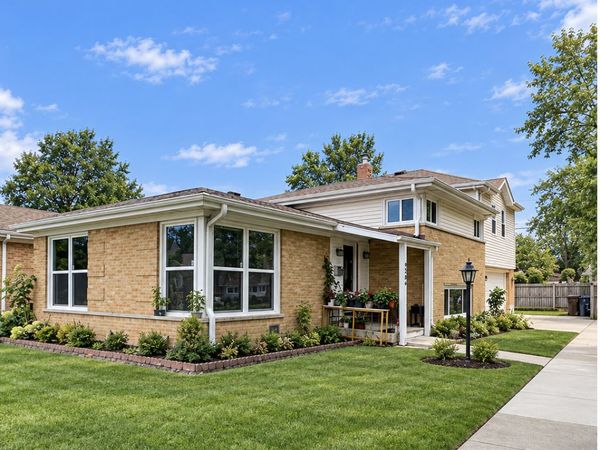 9206 Kostner Avenue , Skokie, IL 60076