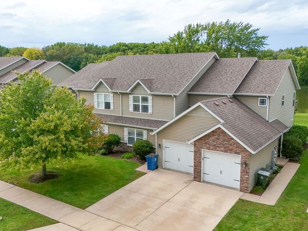 1721 W River Street , Unit 1721, Dixon, IL 61021