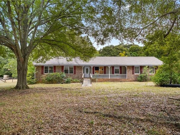 1031 Second Street , Bishop, GA 30621