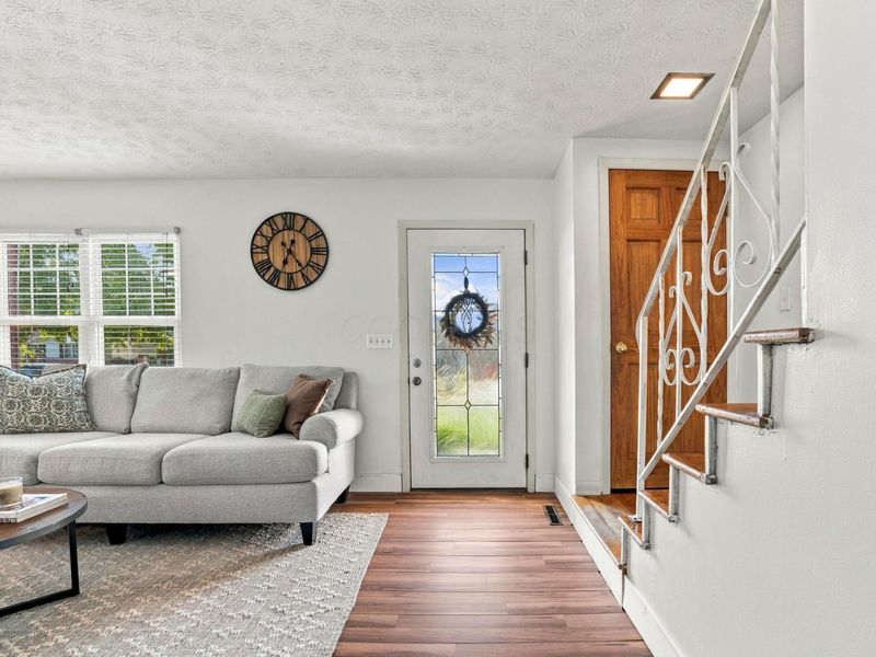 2570 Scott Court, Grove City, OH 43123 Photo 6