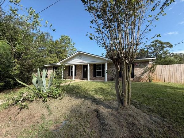 512 5th Avenue, Chickasaw, AL 36611
