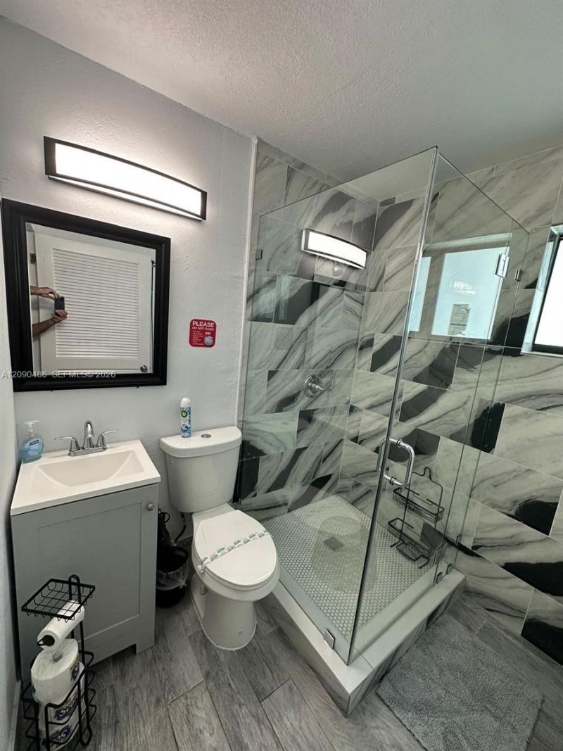 3360 NE 12th Ter , Pompano Beach, FL 33064 Photo