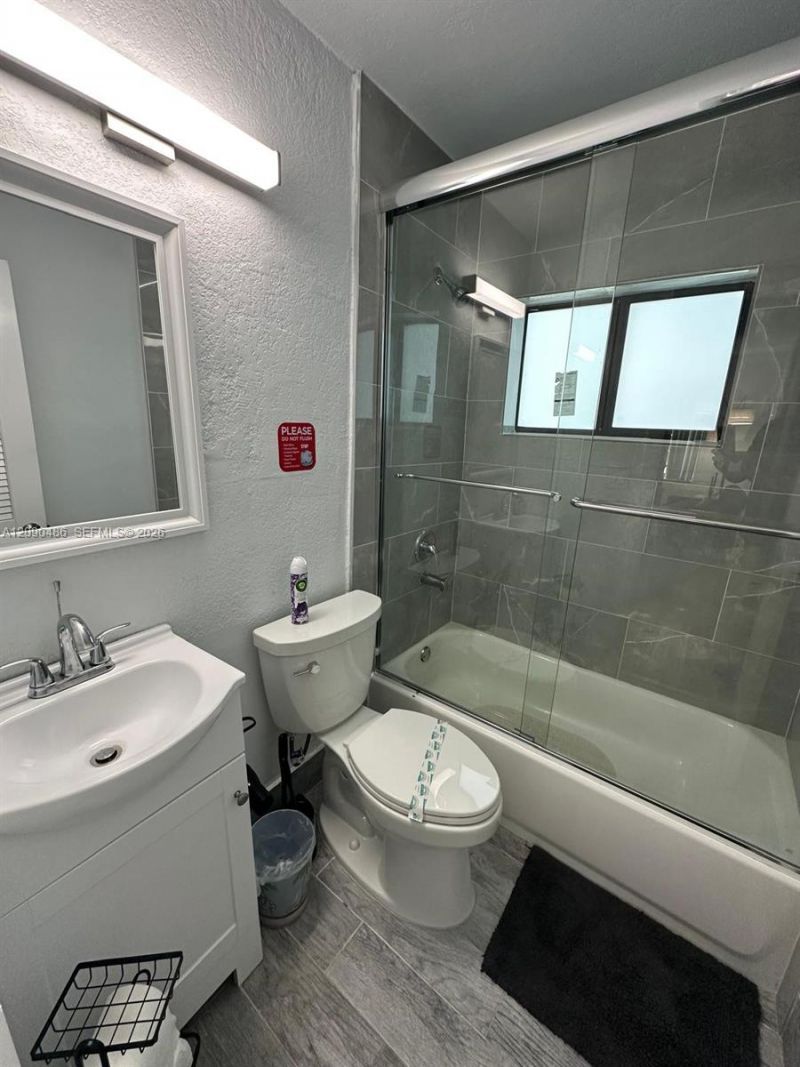 3360 NE 12th Ter , Pompano Beach, FL 33064 Photo