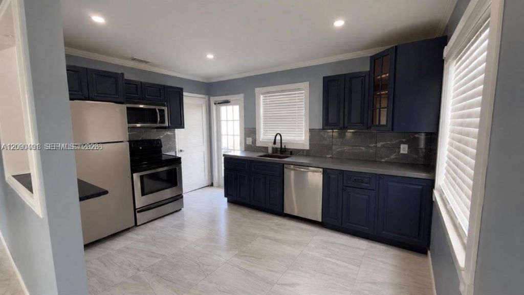 1310 W 24th St , Riviera Beach, FL 33404 Photo