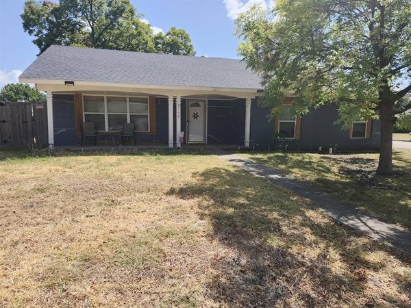 3112 Jamestown Drive, Mesquite, TX 75150