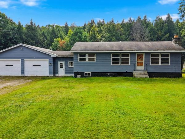 1373 N Hemlock Road, Charlestown, NH 03603