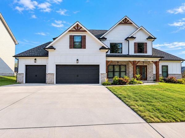 2622 Blue Skies Drive, Unit 24, Ooltewah, TN 37363