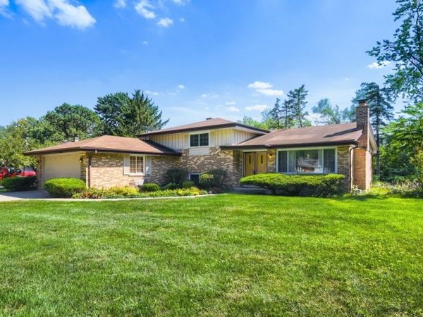 883 E Zinnia Lane , Palatine, IL 60074
