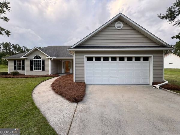 35 Magnolia Trail, Lakeland, GA 31635