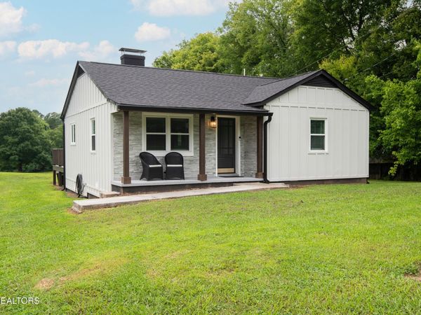 1009 Mabry Hood Rd , Knoxville, TN 37932