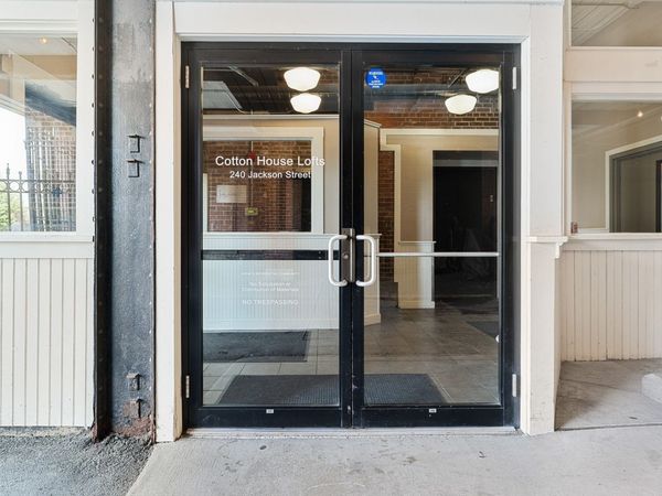 240 Jackson Street, Unit 622, Lowell, MA 01852