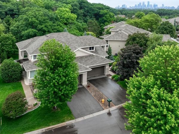 1340 Waterford Drive , Golden Valley, MN 55422