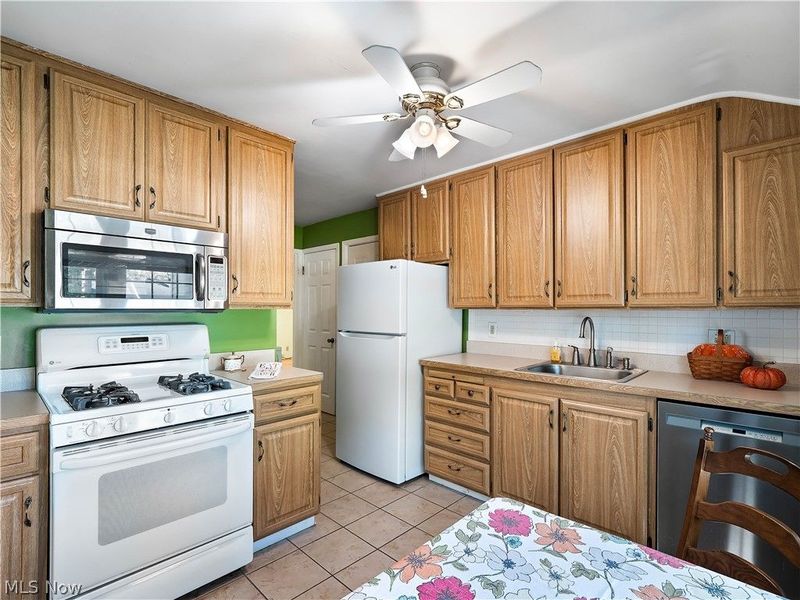 266 Franklin Drive, Berea, OH 44017 Photo 5