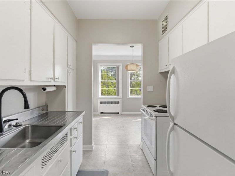 15820 Van Aken Boulevard, Unit 507, Shaker Heights, OH 44120 Photo 12