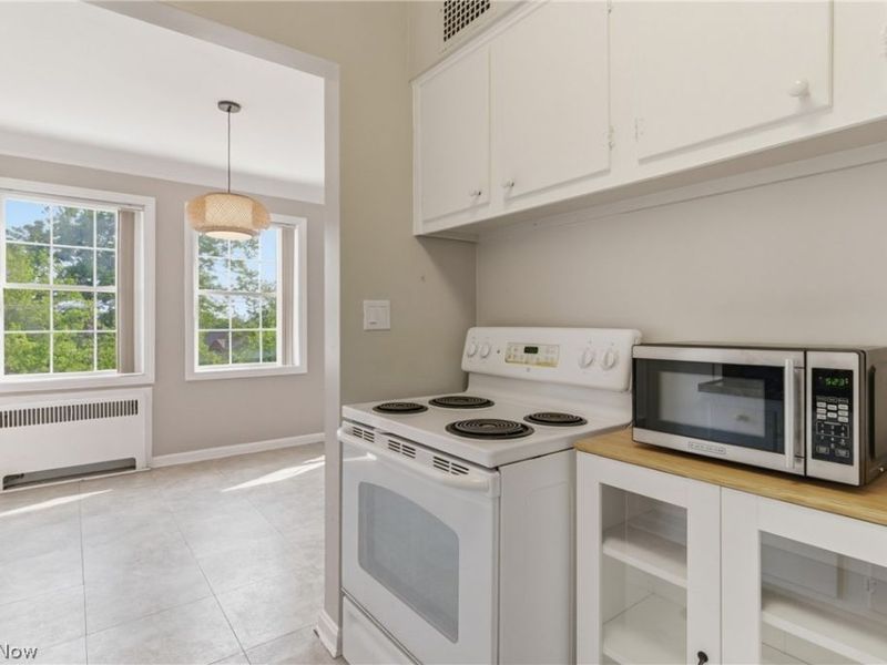 15820 Van Aken Boulevard, Unit 507, Shaker Heights, OH 44120 Photo 13