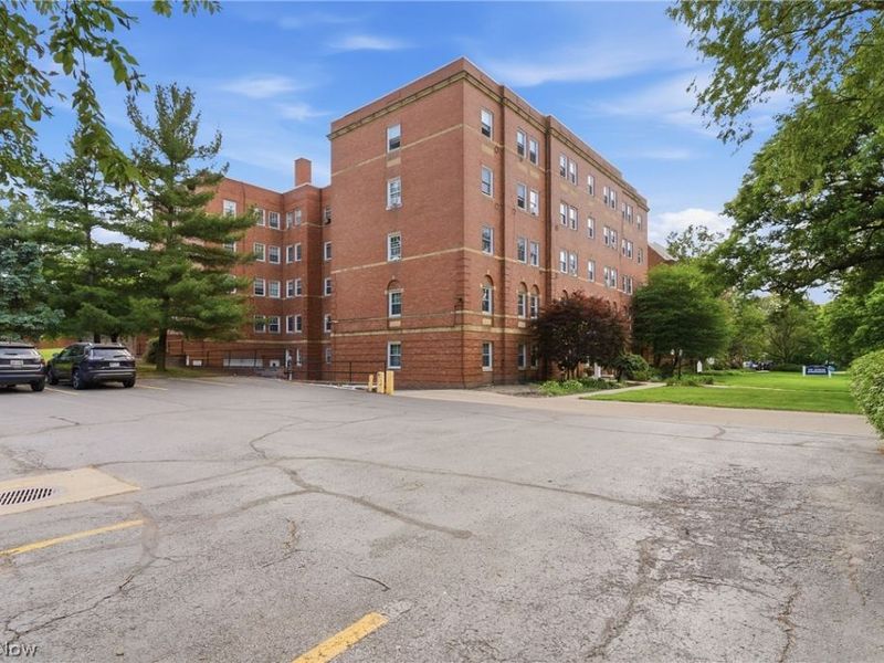 15820 Van Aken Boulevard, Unit 507, Shaker Heights, OH 44120 Photo 25