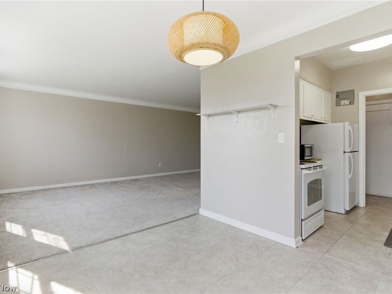15820 Van Aken Boulevard, Unit 507, Shaker Heights, OH 44120 Photo 9