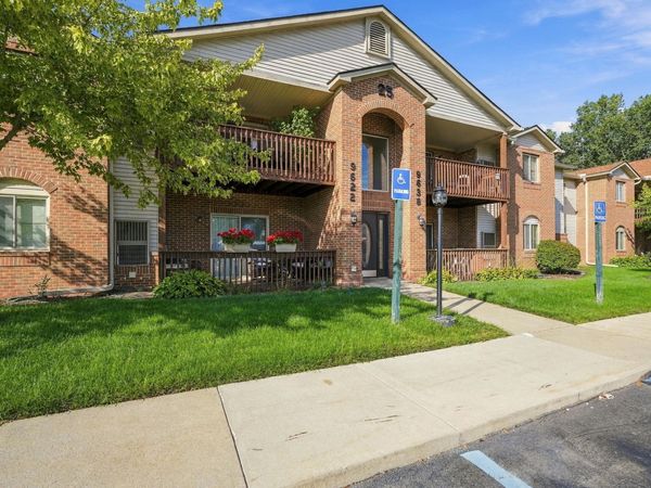 9634 Sawgrass Court, Unit 7, Van Buren Twp, MI 48111