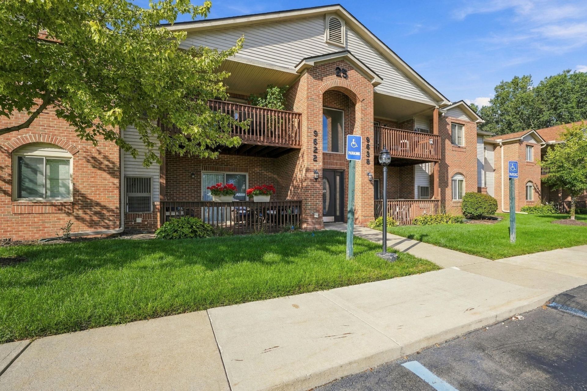 9634 Sawgrass Court, Unit 7, Van Buren Township, MI 48111 Main Photo