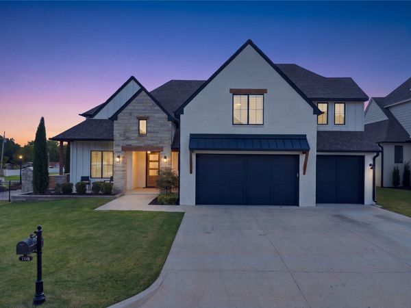 708 W 110 Place S, Jenks, OK 74037
