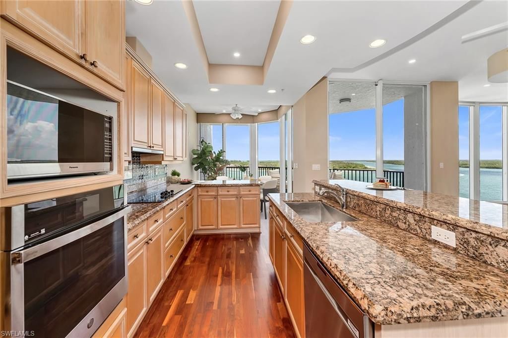 700 La Peninsula Blvd, Unit 603, Naples, FL 34113 Photo