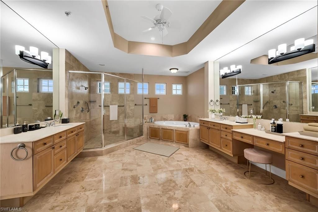700 La Peninsula Blvd, Unit 603, Naples, FL 34113 Photo