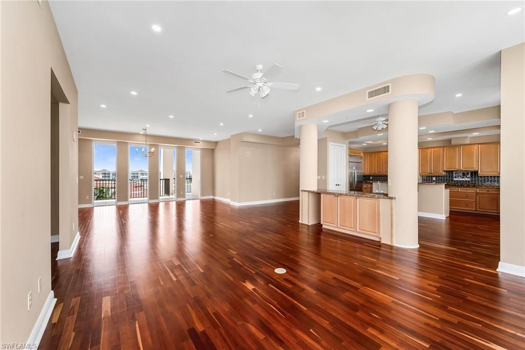 700 La Peninsula Blvd, Unit 603, Naples, FL 34113 Photo