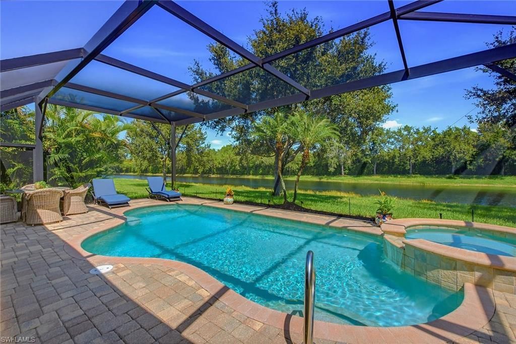 2918 Aviamar Cir, Naples, FL 34114 Photo