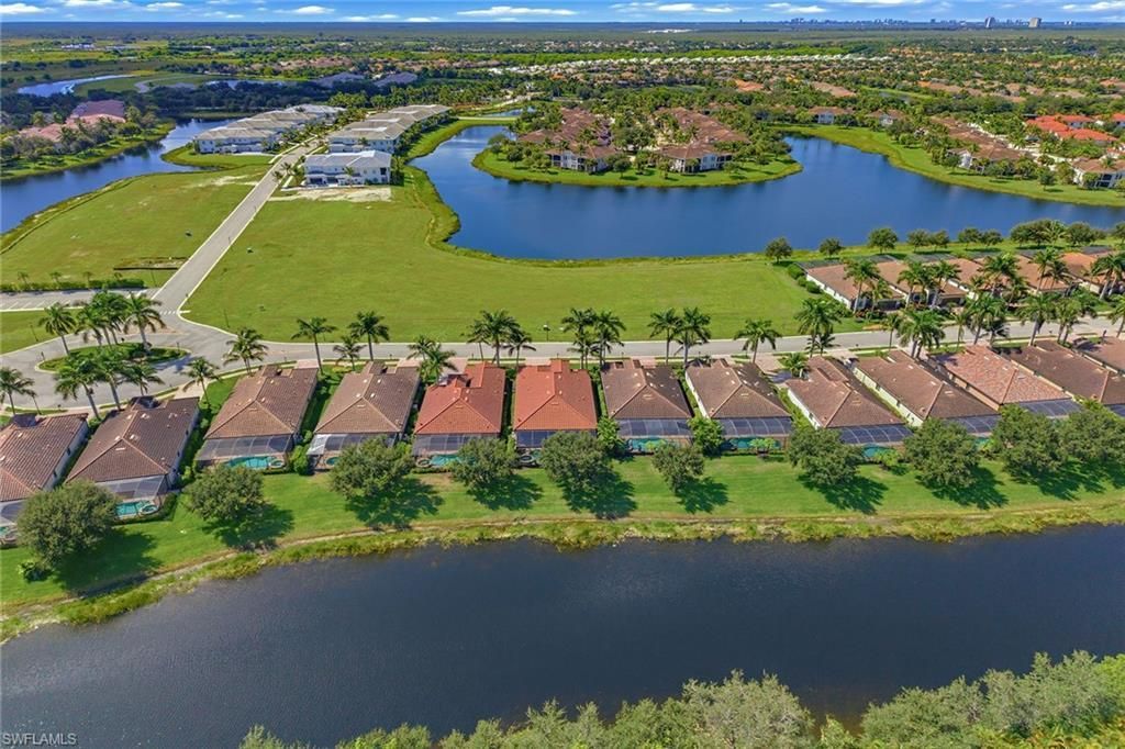 2918 Aviamar Cir, Naples, FL 34114 Photo