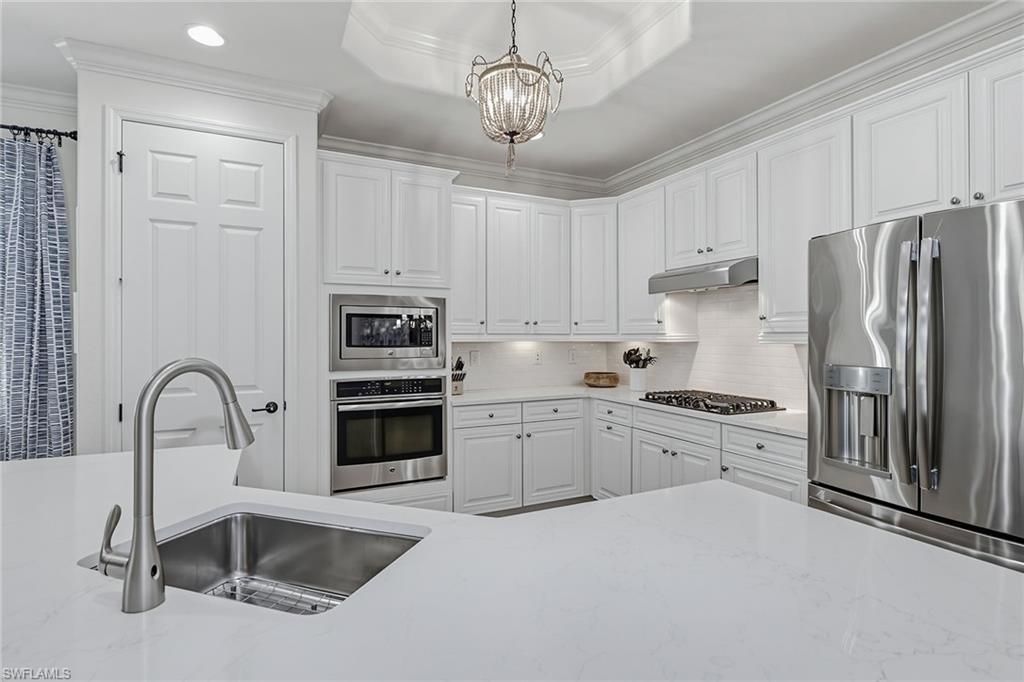 2918 Aviamar Cir, Naples, FL 34114 Photo