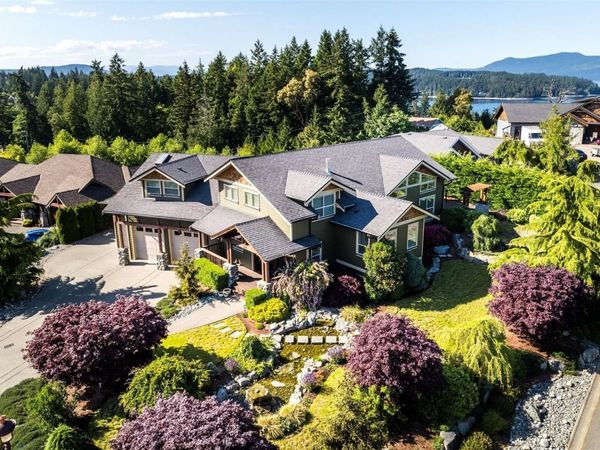 601 Sentinel Dr , Mill Bay, BC V0R 2P4
