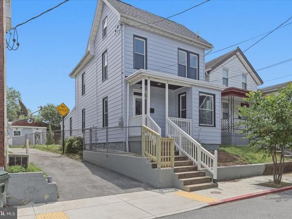 20 SUMMER STREET, HAGERSTOWN, MD 21740